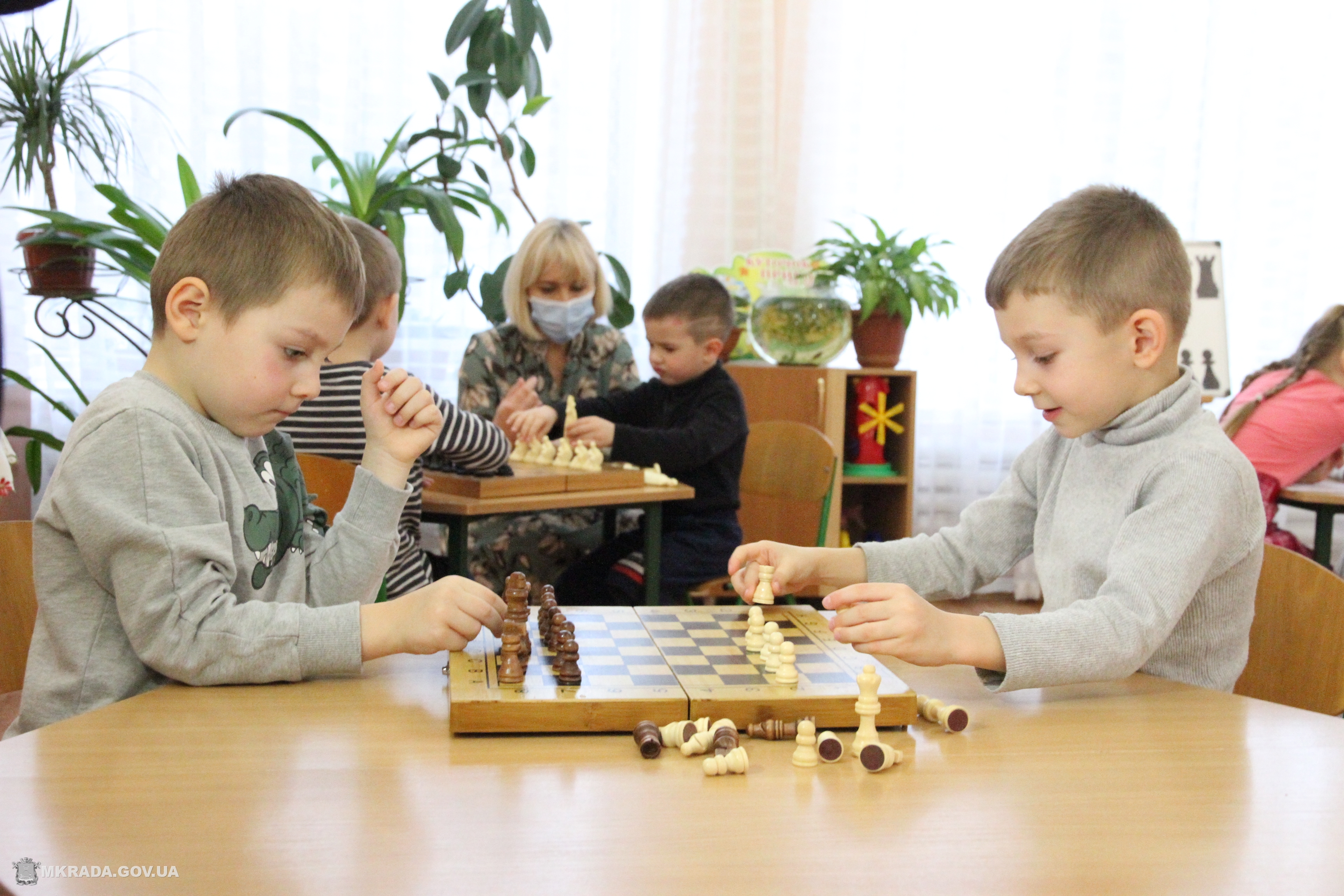 У Миколаєві стартував шаховий турнір для дітей 5-16 років